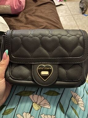 Betsey Johnson black heart clutch with shoulder chain